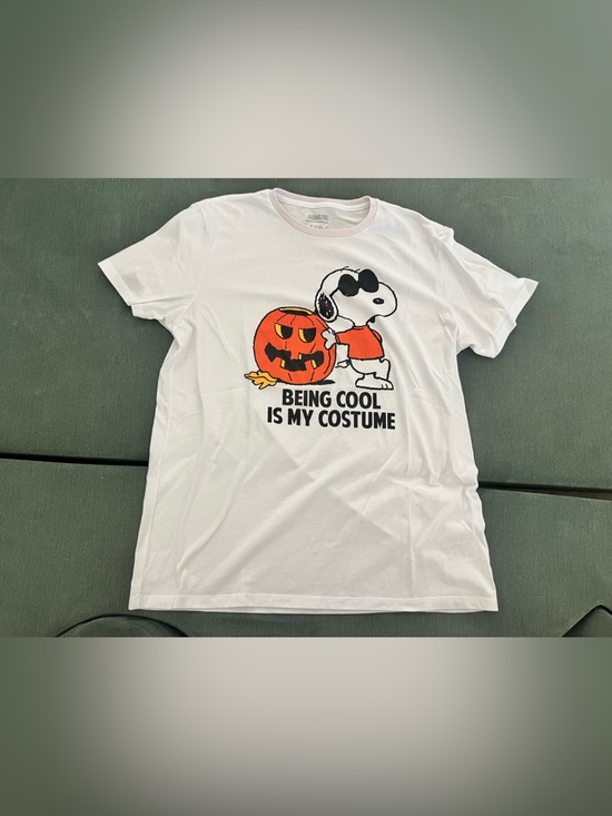 Peanuts Tops - Peanuts White Joe Cool Snoopy Halloween Tee with Orange Pumpkin